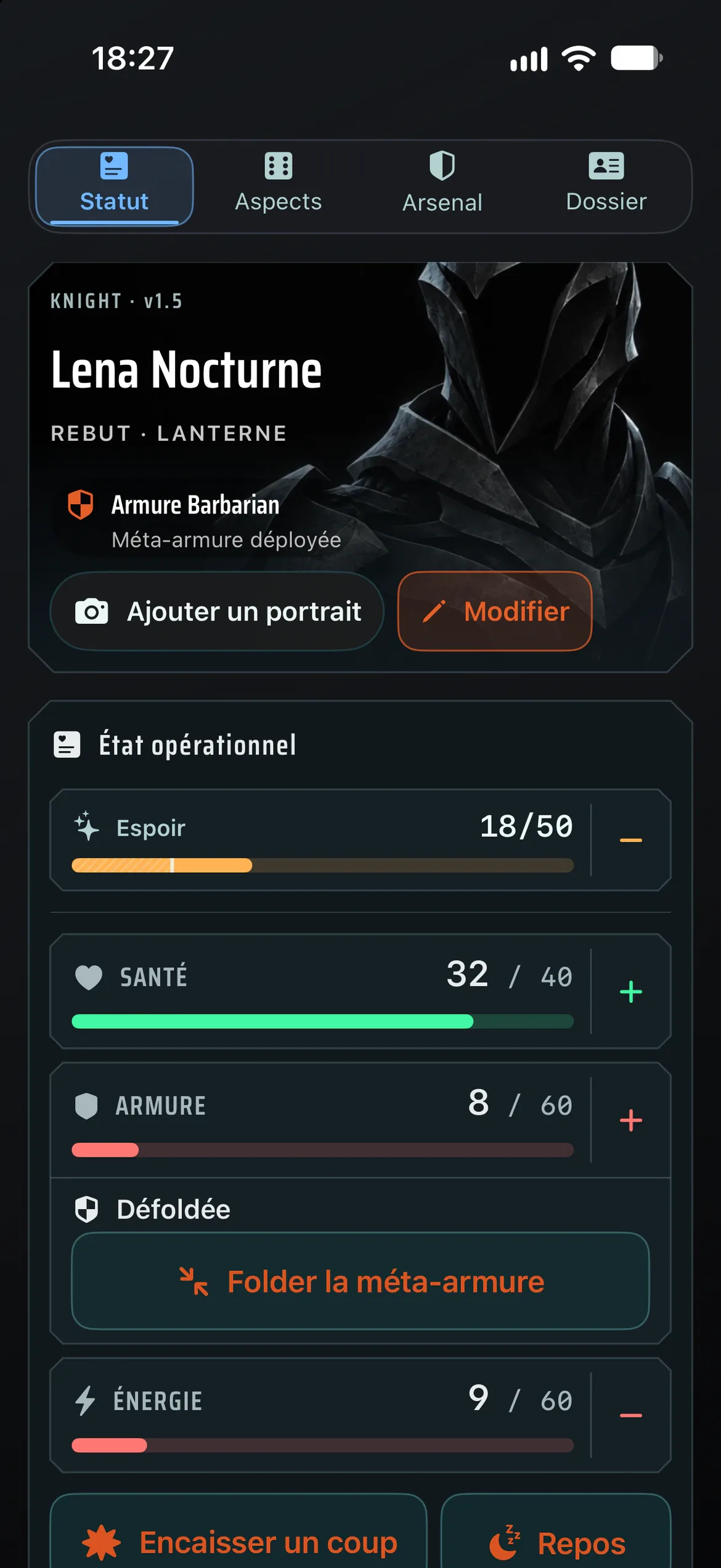 La fiche de personnage Knight de Lena Nocturne, onglet État : Espoir, Santé, Armure et Énergie.